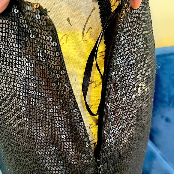 White House Black Market Sequin Skirt - Picture 8 of 15